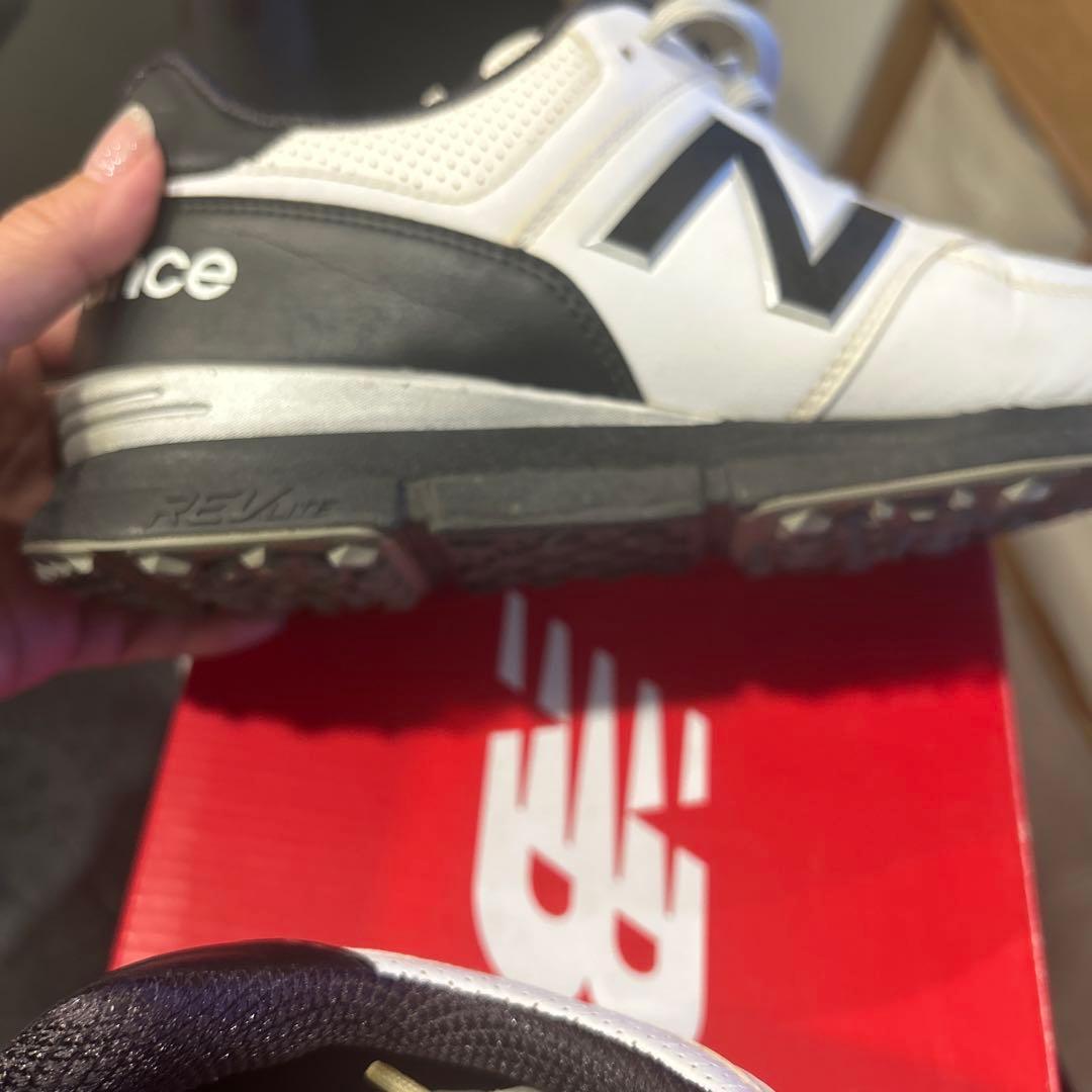 ニューバランスゴルフシューズ