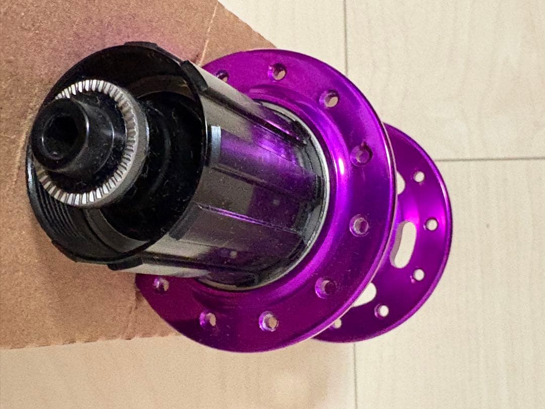 【美品】Chris king クリスキング 前後ハブ violet