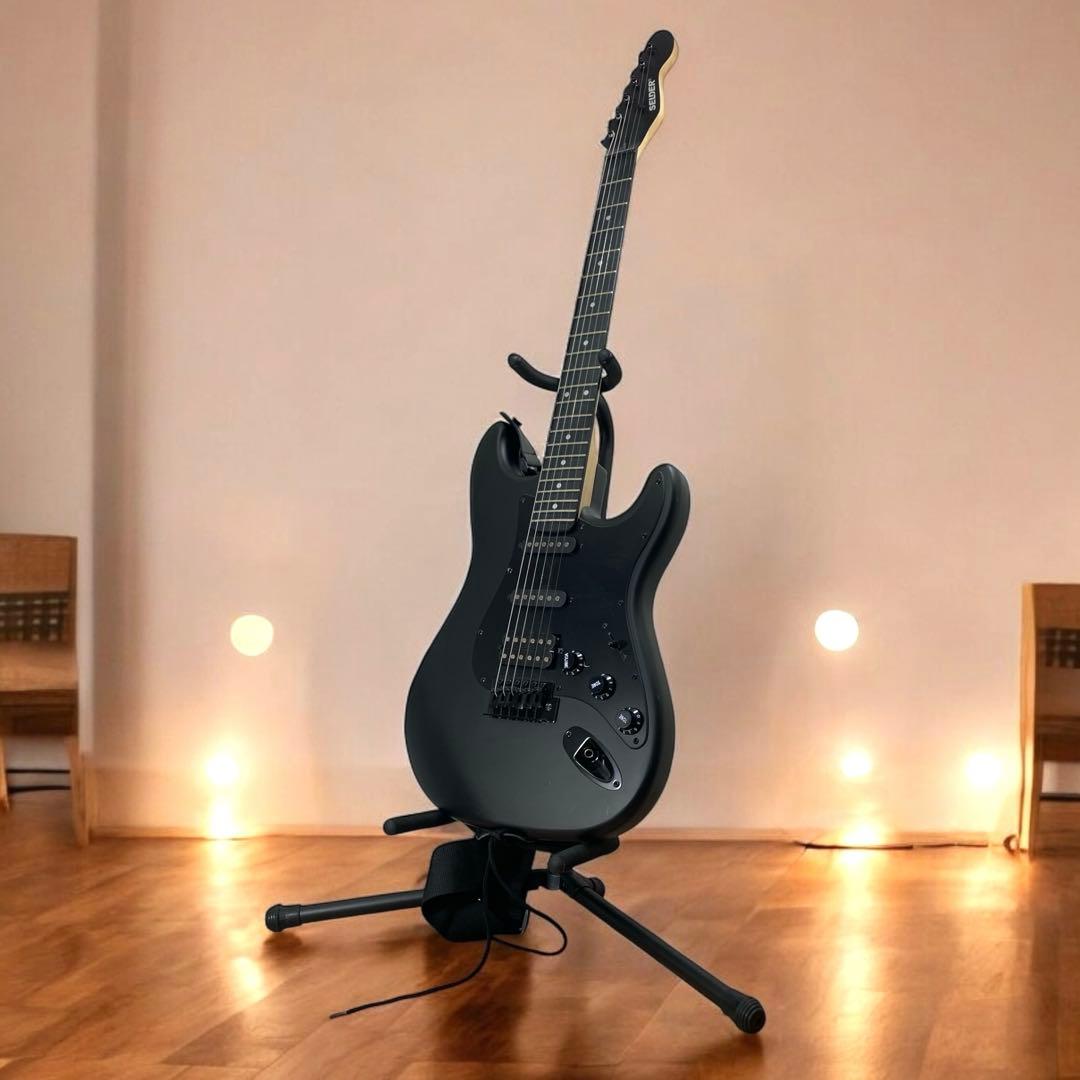 美品　SELDER　STC-04ブラックマット仕上げエレキギター