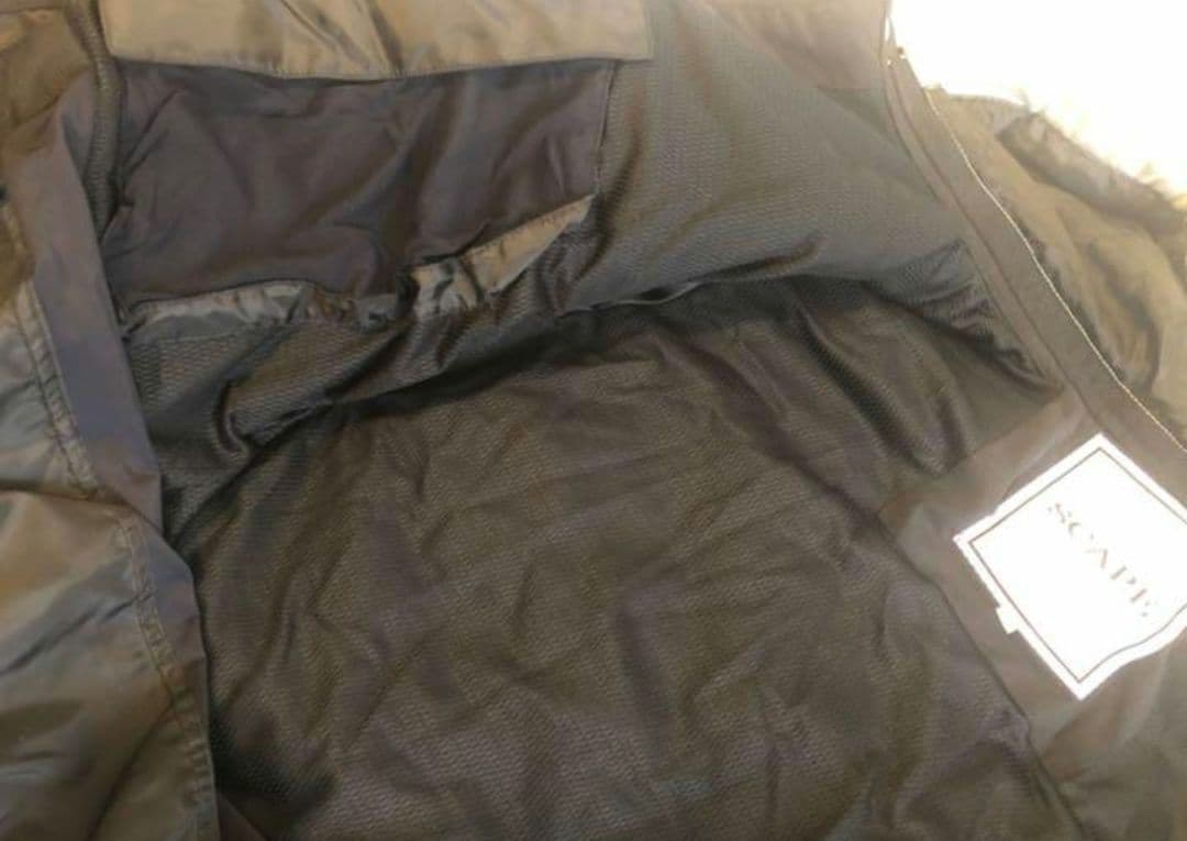 SCAPE(エスケープ) スノーボード　ウェア