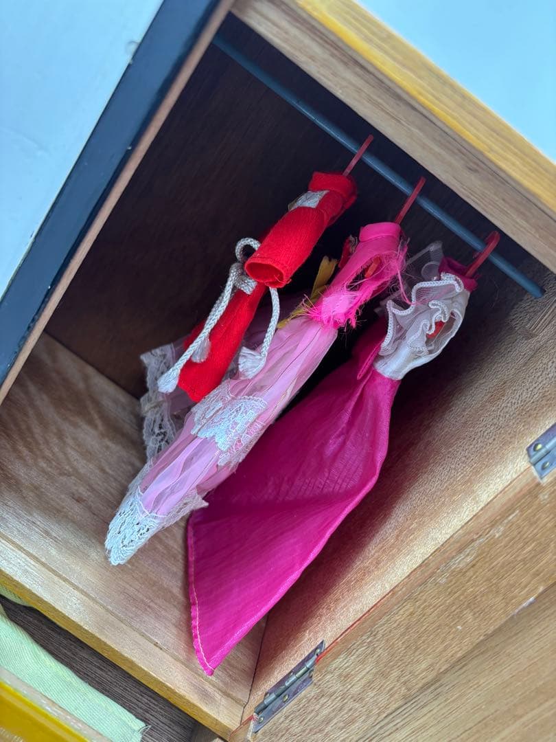 4代目リカちゃん 人形 服 タンス　昭和レトロ 人形家具 洋服　9点セット