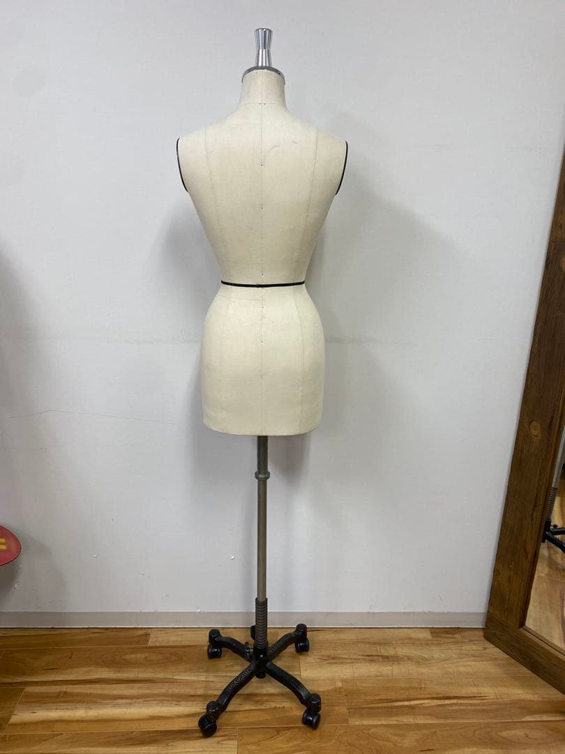 L*t様 New Stylist マネキン 本格的服飾学校必要商品 高さ調整可能