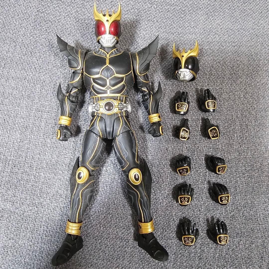 S.H.フィギュアーツ（真骨彫製法） 仮面ライダークウガ アルティメットフォーム