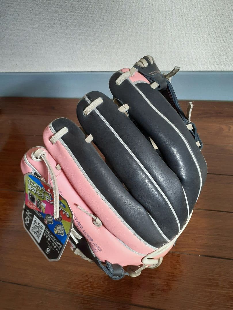 Mizuno軟式用グローブ ブラック/ピンクオールラウンド用