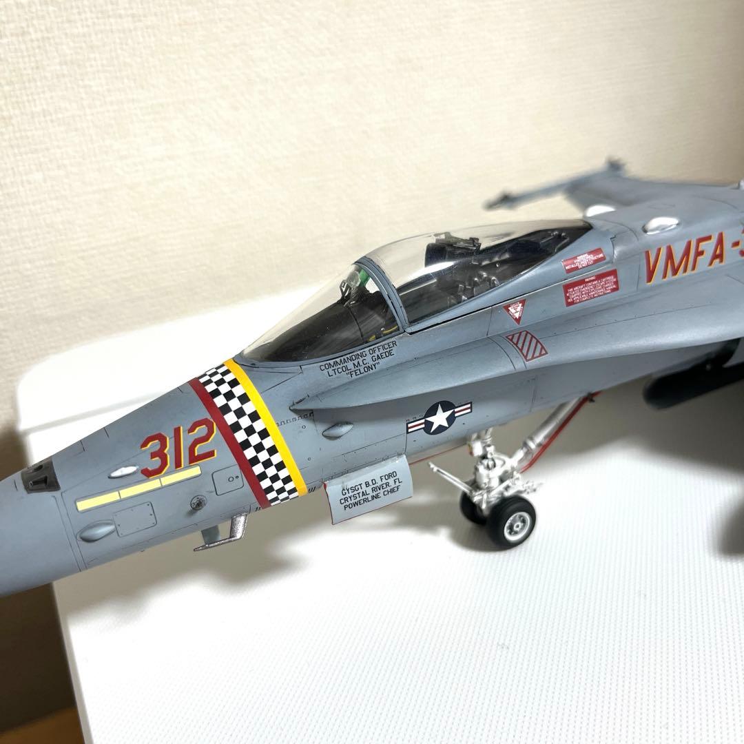 戦闘機プラモデル完成品1/48ハセガワF-18ホーネット