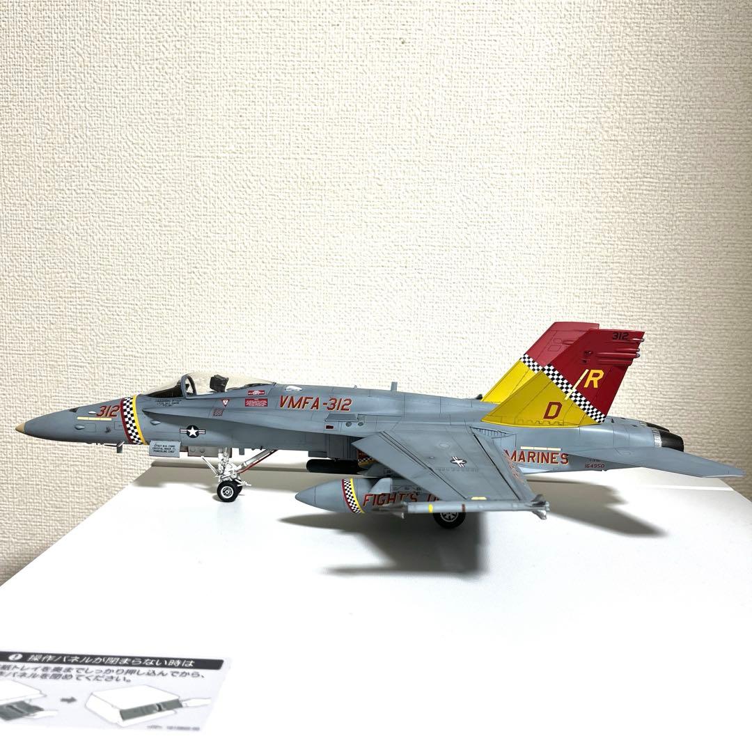 戦闘機プラモデル完成品1/48ハセガワF-18ホーネット