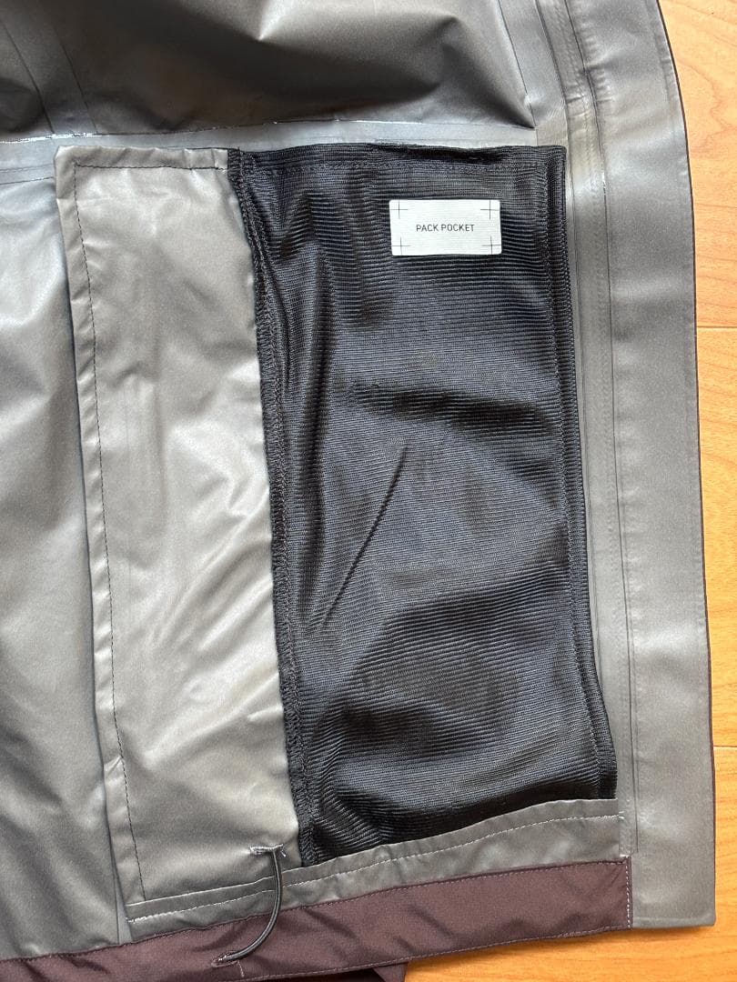 GOREWEAR ジャケット 日本未発売・新品同様