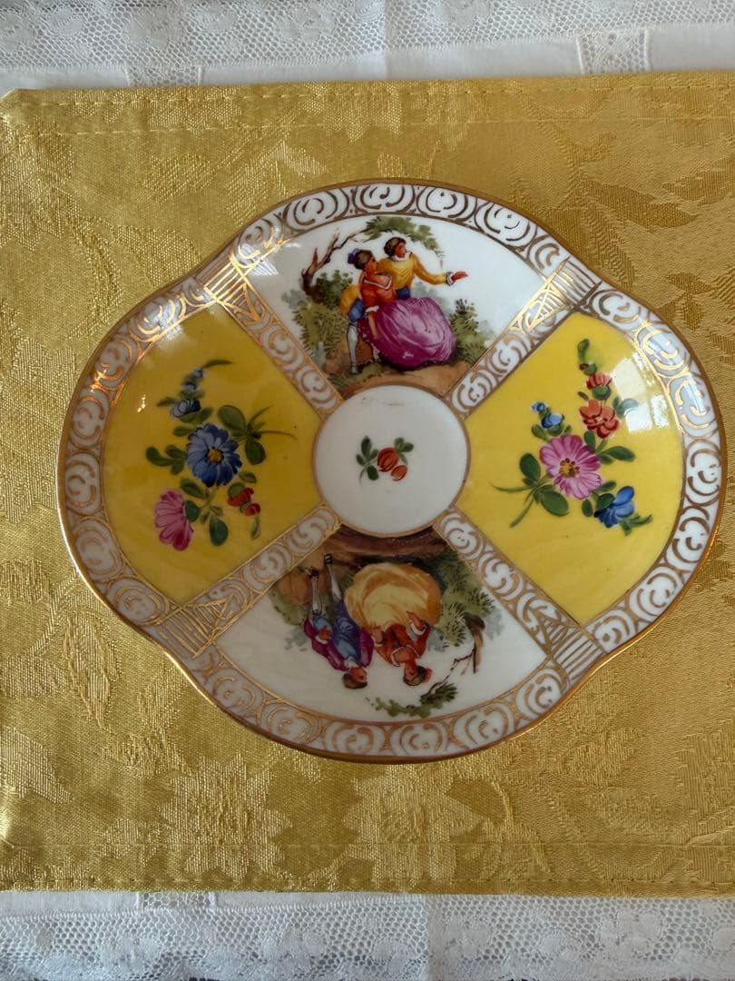 【希少】ドレスデン カール・ティーメ　 カップ＆ソーサー恋人図 イエロー 手描き