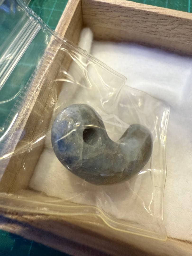 糸魚川‼️青翡翠‼️コン沢‼️勾玉‼️送料無料‼️破格出品‼️