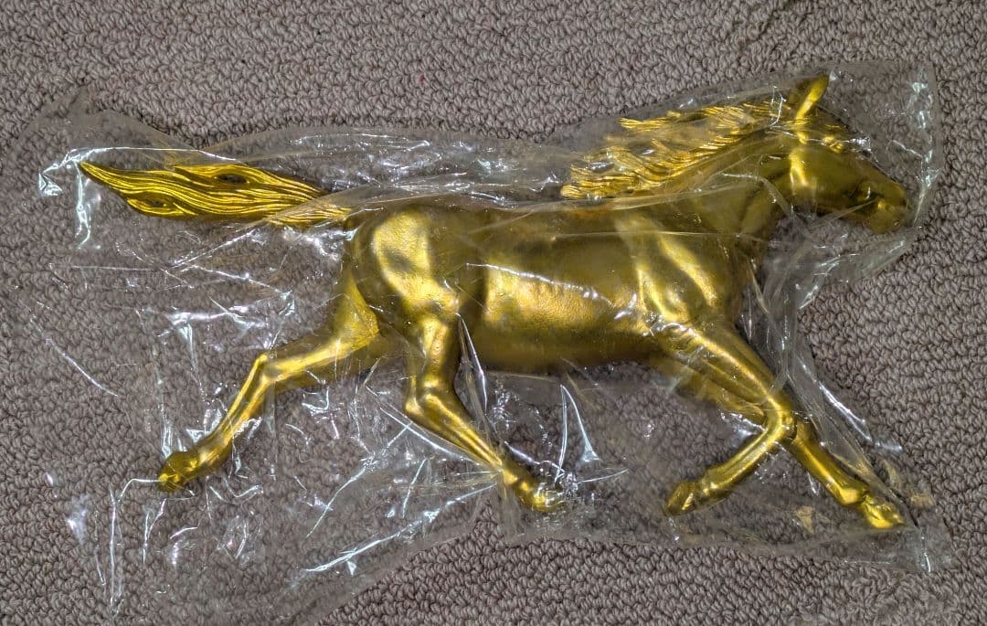 高岡銅器置物　黄金の馬