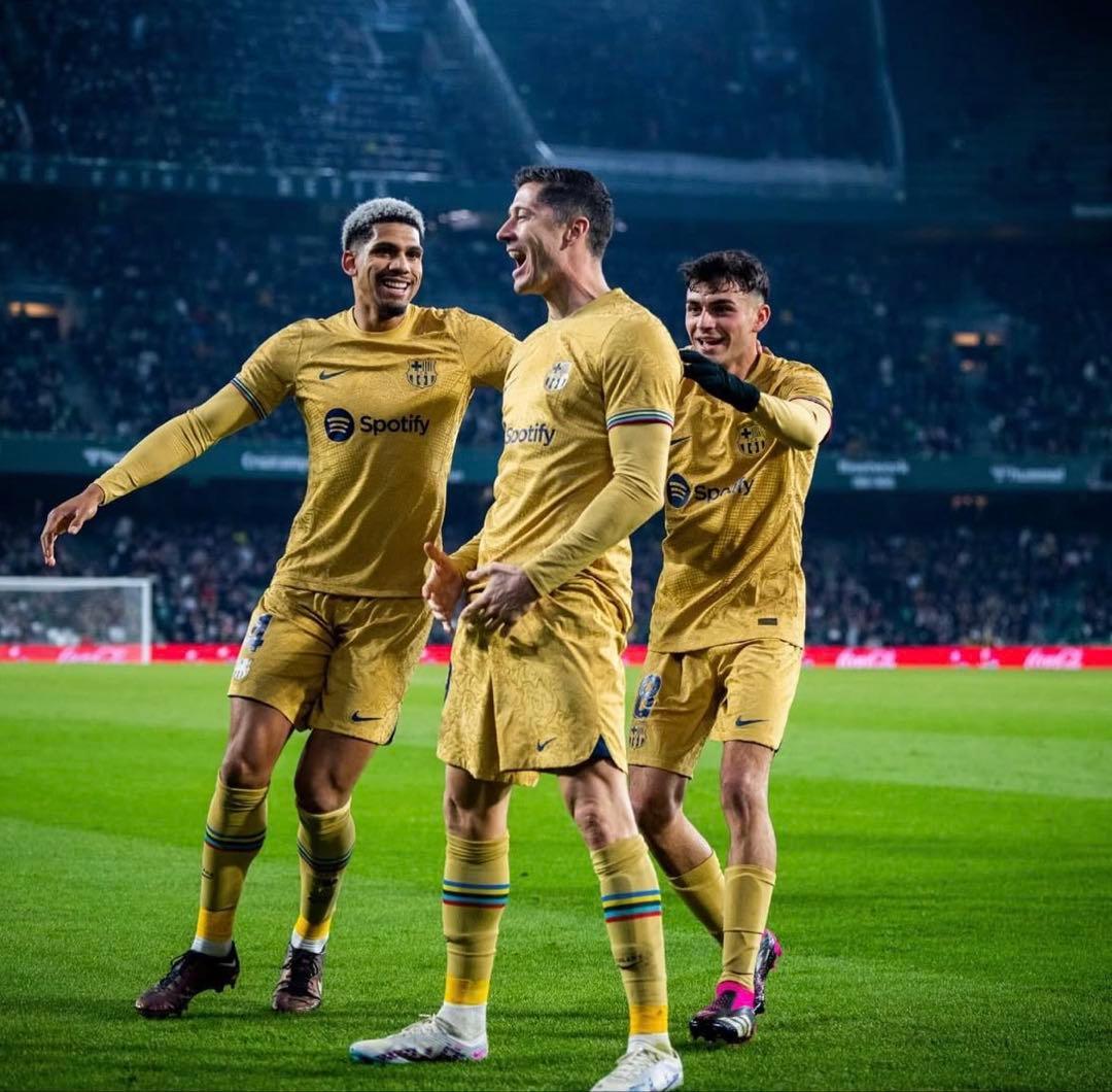 レヴァンドフスキ ユニフォーム バルセロナ(正規品)