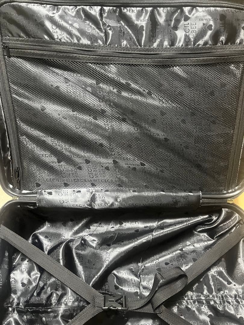 ☆　スーツケース セシルマクビーCECIL McBEE ブラック L