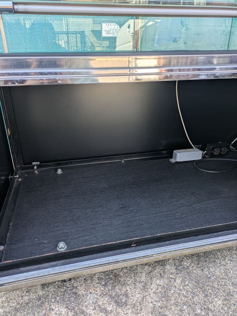 北名古屋市 直接引取限定　ガラスショーケース　店舗什器　ディスプレイ　カウンター