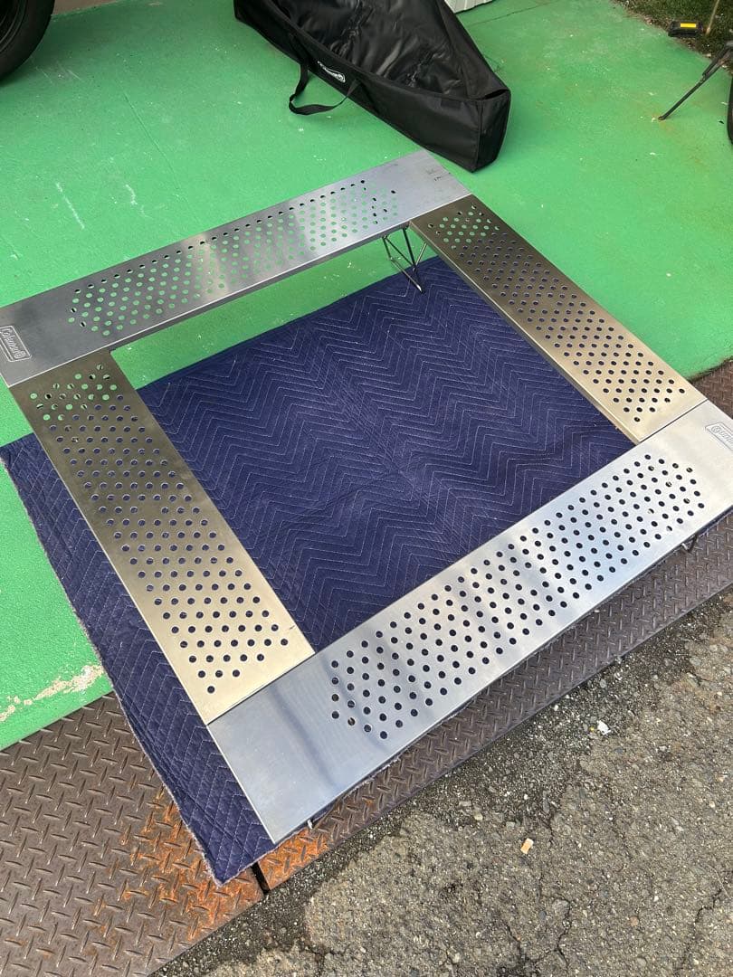 Coleman ファイアープレイステーブル　焚火台用テーブル