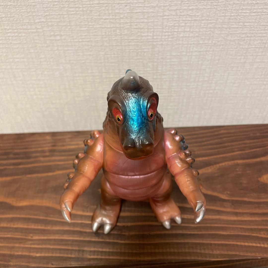 ブルマァク　ブラックギラス　ソフビ