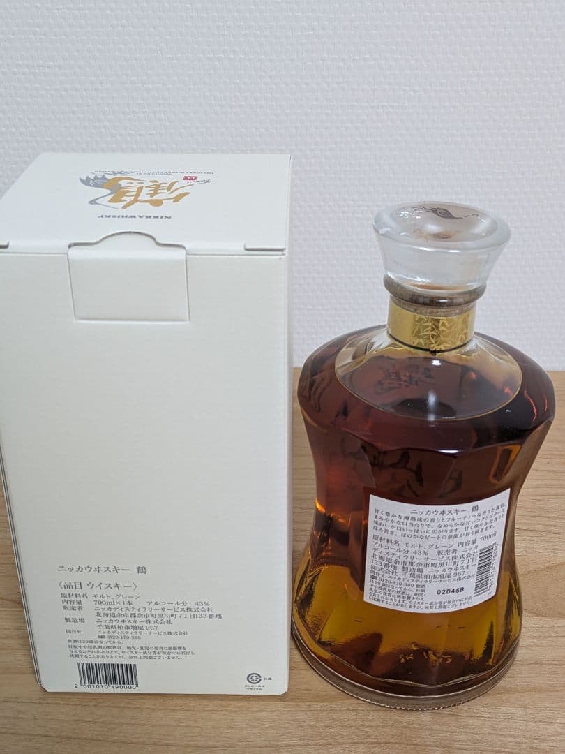 ニッカウイスキー 鶴 700ml 43%
