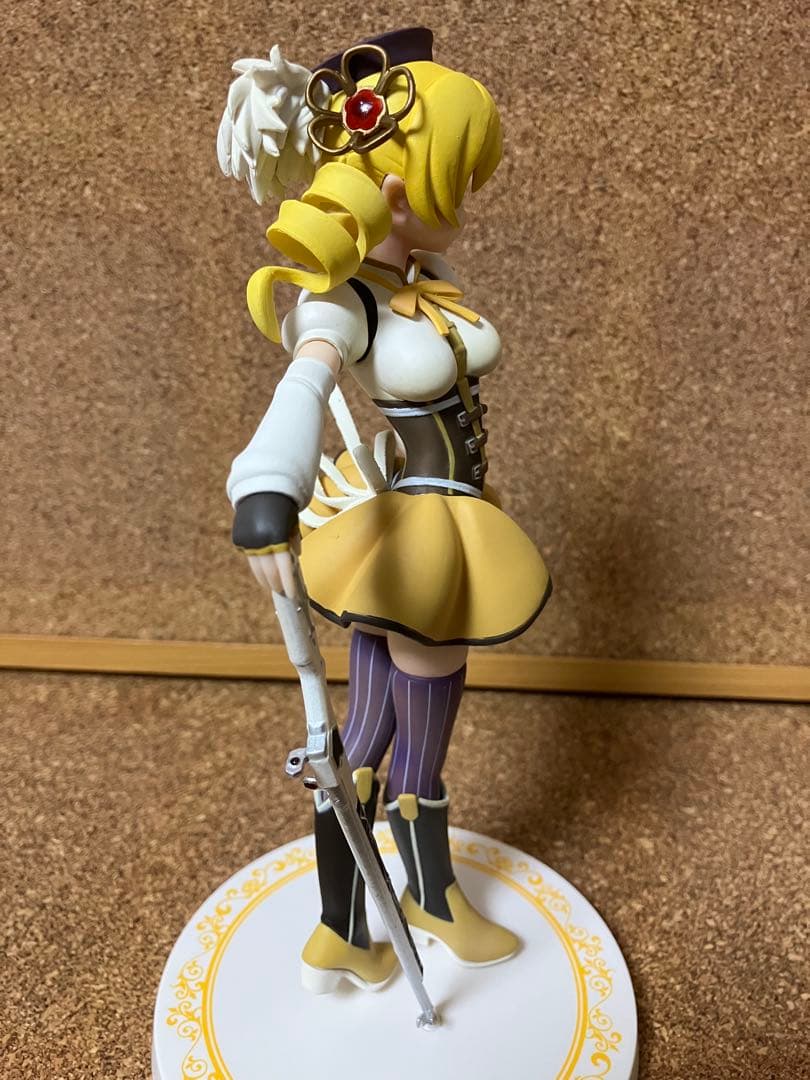 魔法少女まどか☆マギカ　巴マミ　フィギュア　3体セット