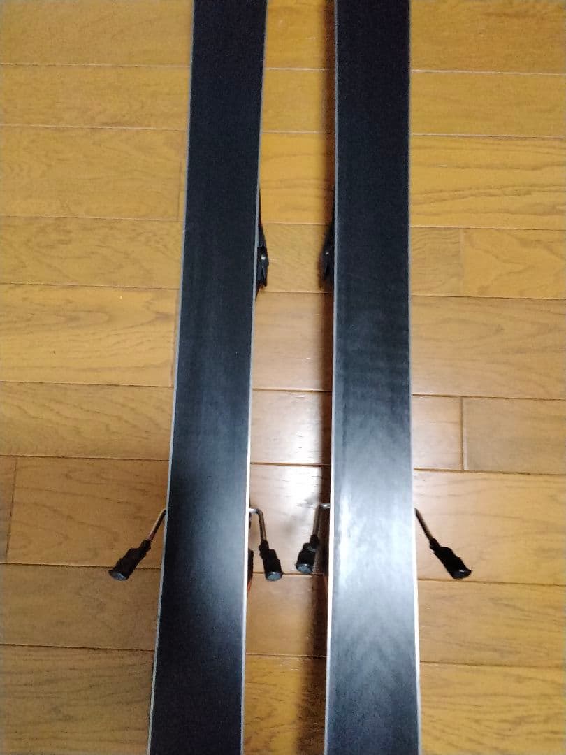 （極上品）２4年VOLKL フォルクル「レースタイガーGS１73cm」