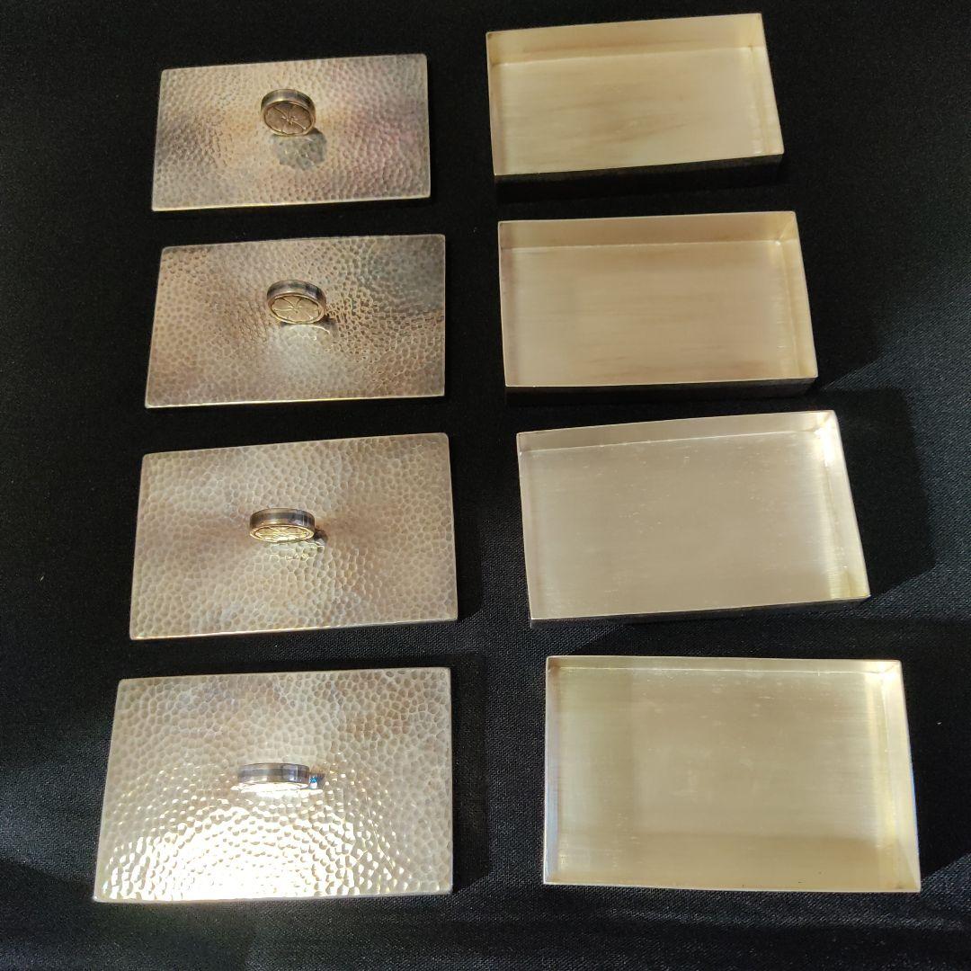 シルバー製。銀製。SILVER970。 ケース箱。家紋。丸に剣に片喰。約450g