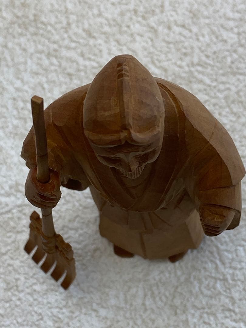 木彫り老人　作者不明