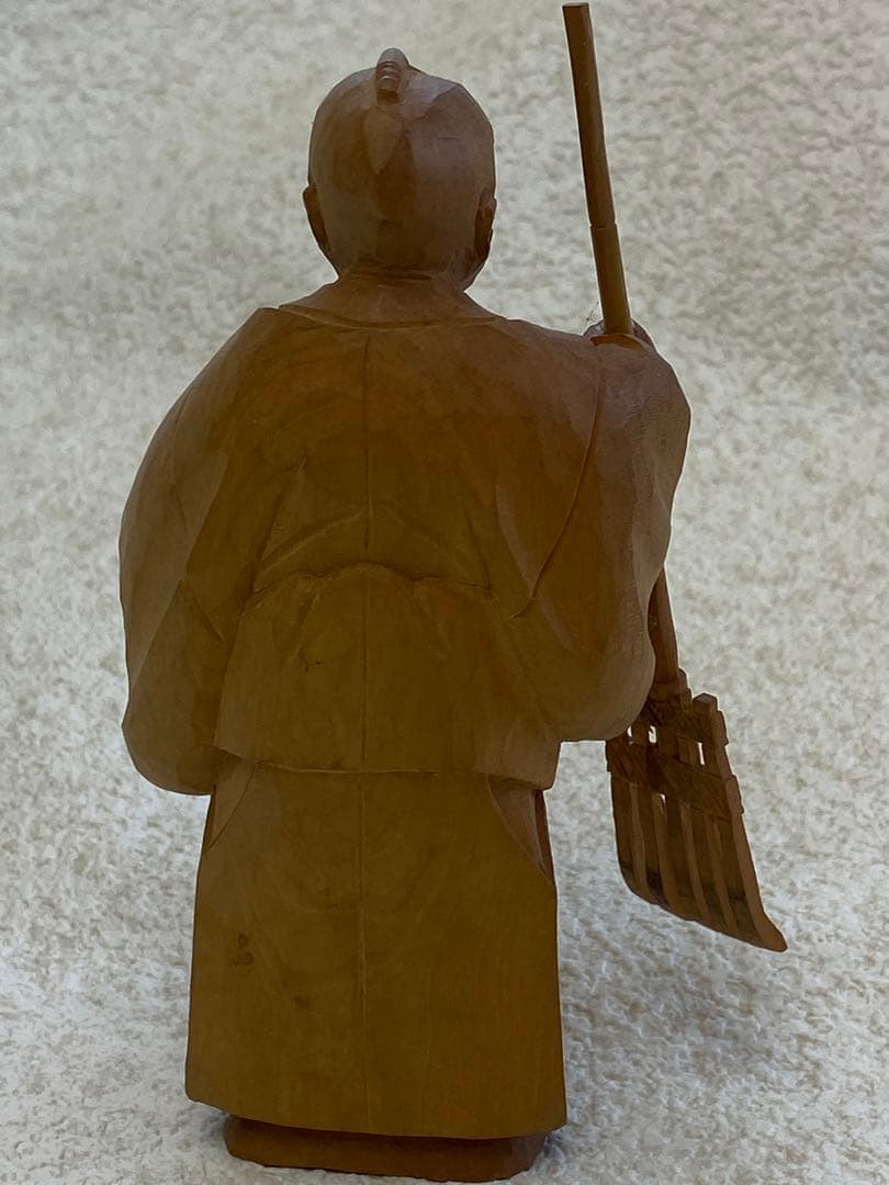 木彫り老人　作者不明