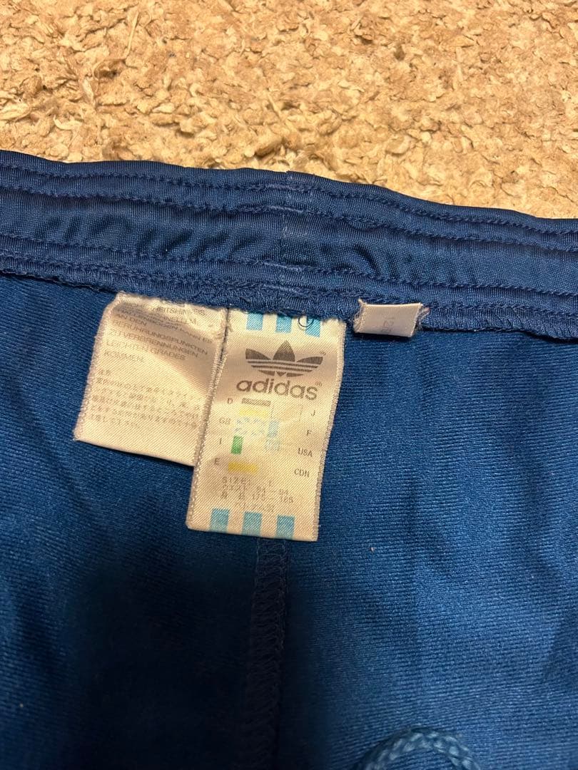 adidasトラックパンツ ジャージ