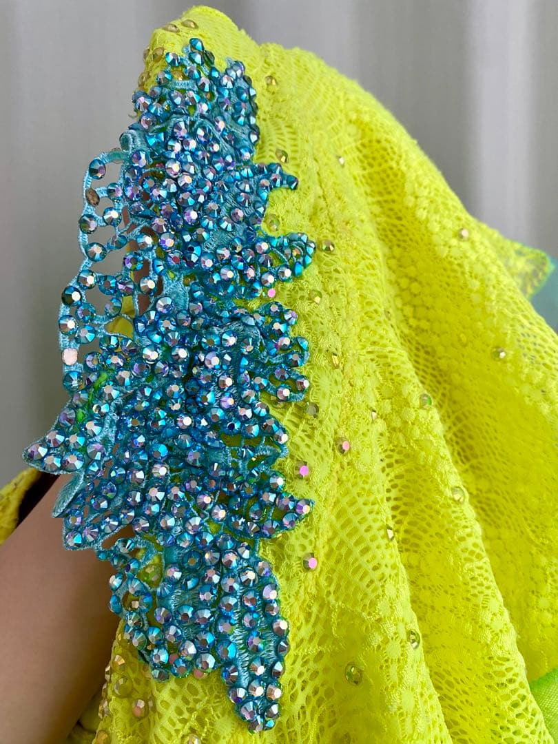 社交ダンス　ラテンドレス　クチュールイヴォンヌシュテファン製