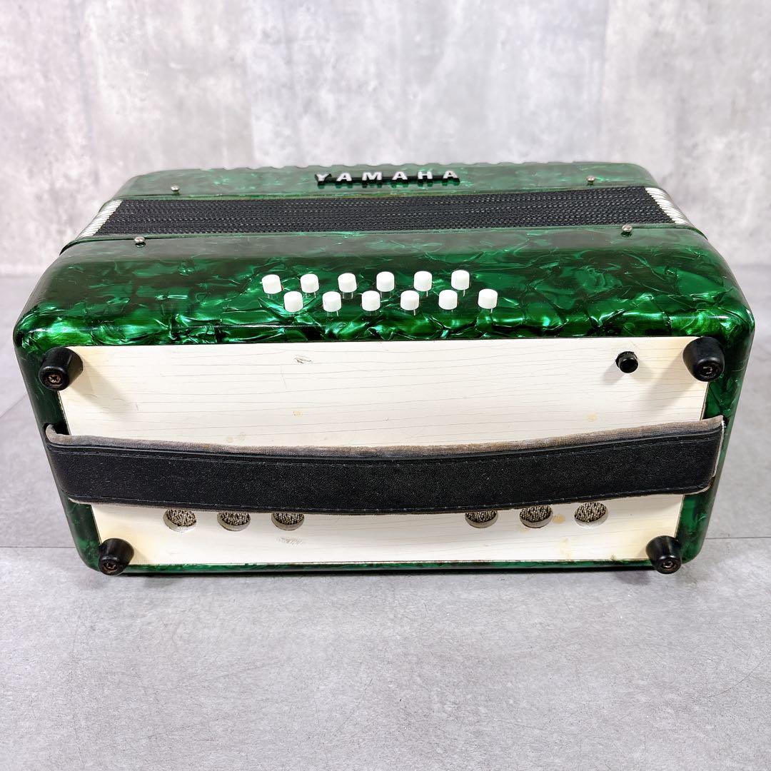 V583 YAMAHA ヤマハ YA-12 アコーディオン 25鍵盤 12ベース