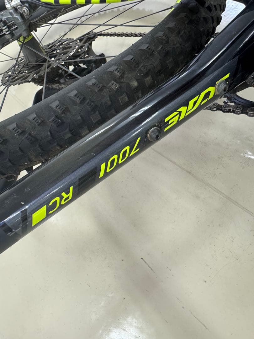 Scott Scale 700l RC Carbon マウンテンバイク