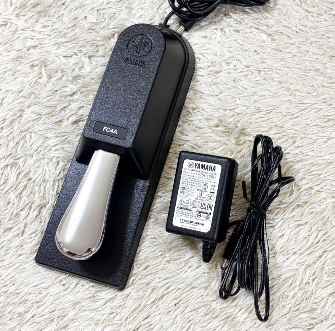 【新品同様】YAMAHA シンセサイザー MODX8+ ソフトケース ペダル付き