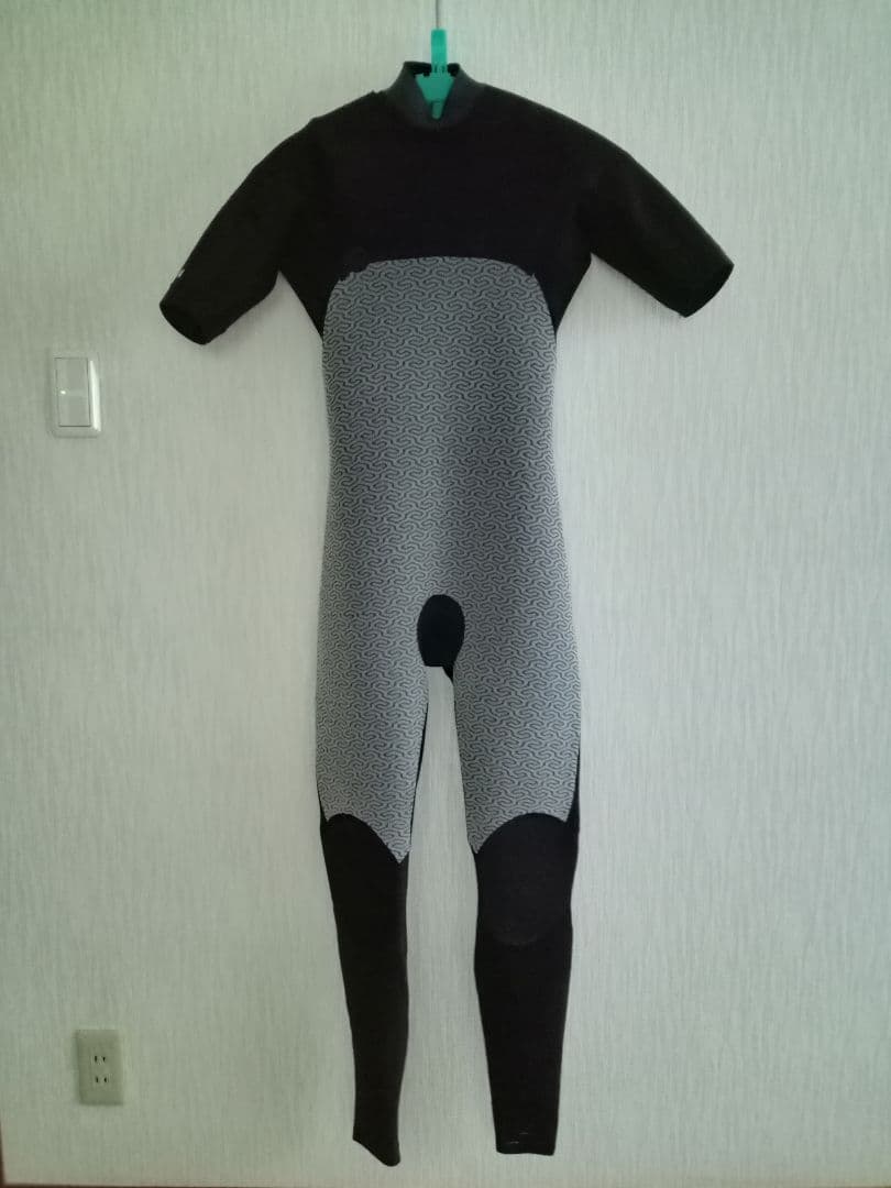 VISSLA シーガル 2/2ミリ 7SEAS Mサイズ チェストジップ