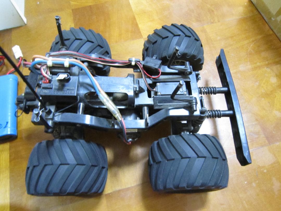 フルセット 動作確認済み 1/10 ワイルドウイリー２ カスタム 送料込み　人気