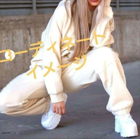 ラスト1点！Billie Eilish 完売品 パーカー レアトレーナー 白 L
