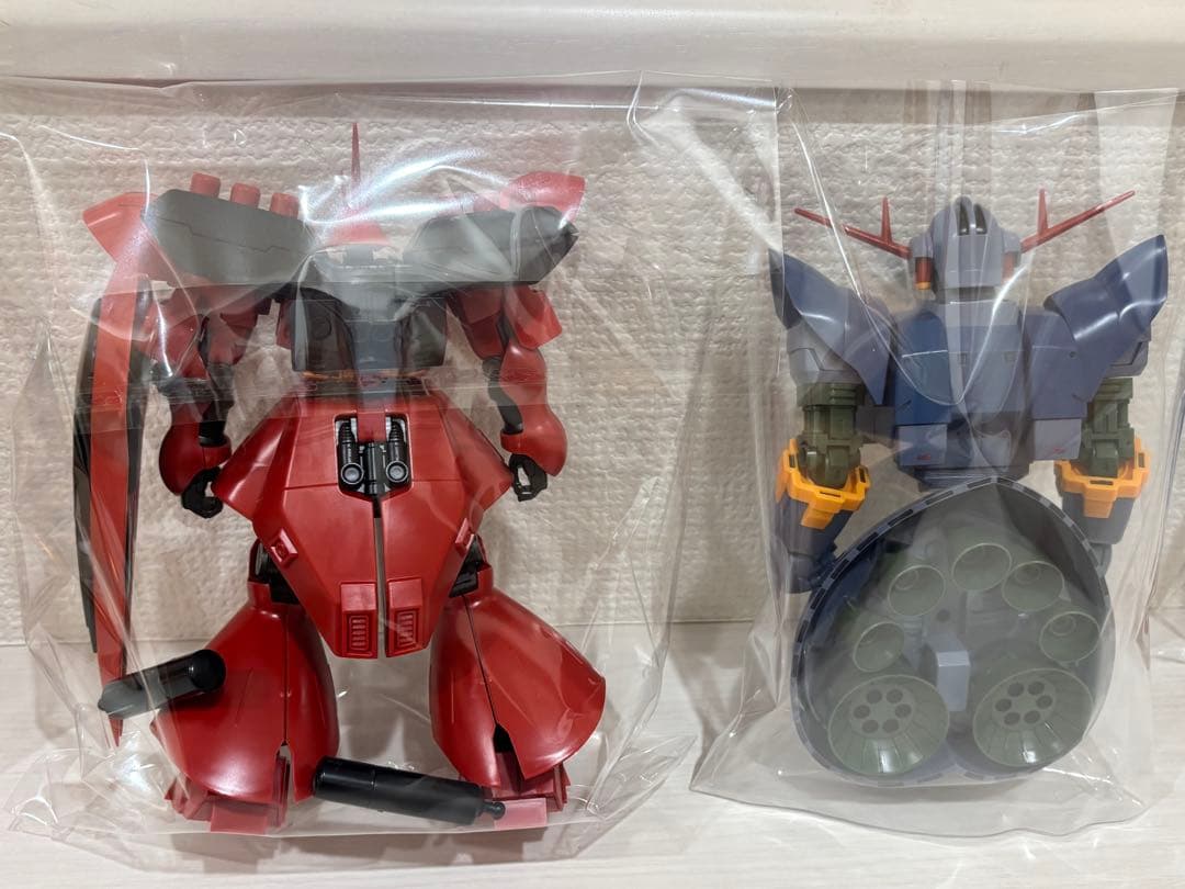 ⑥大量ジャンクプラモデル ガンプラ・HG 赤いガンダム 軍警ザク・Zガンダム 他