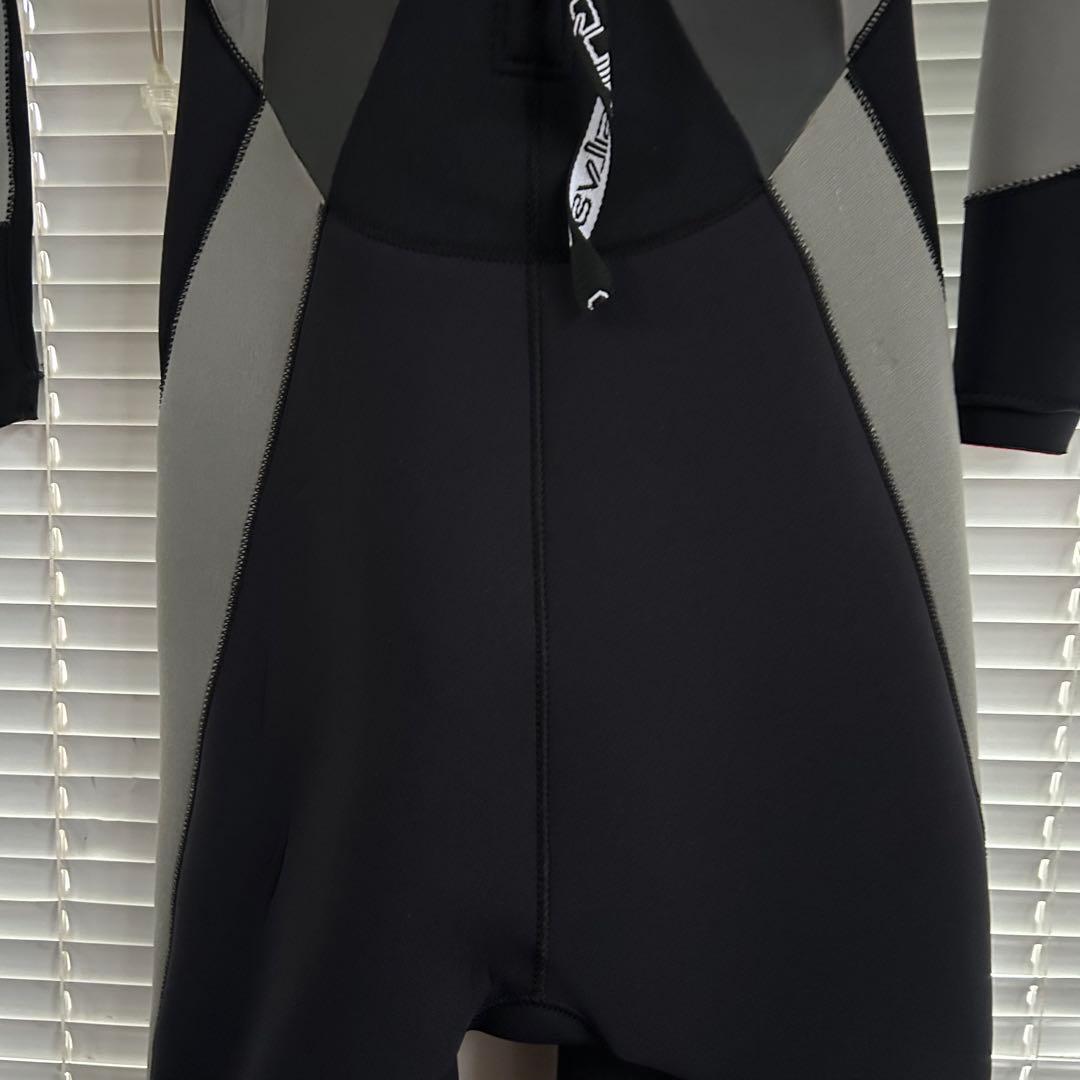 【良品】クイックシルバー　メンズウエットスーツ　ジャーフル　バックジップ　M