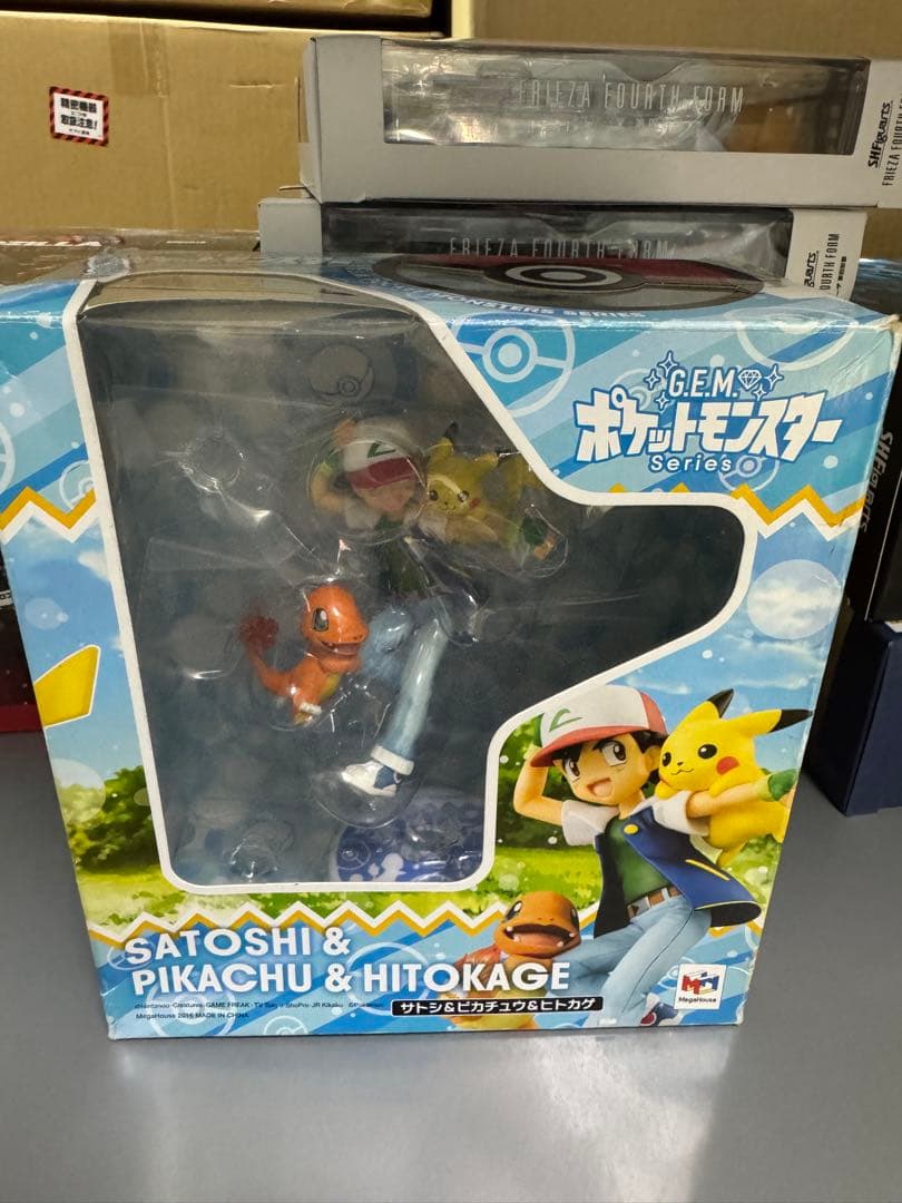 G.E.M. サトシ & ピカチュウ & ヒトカゲ