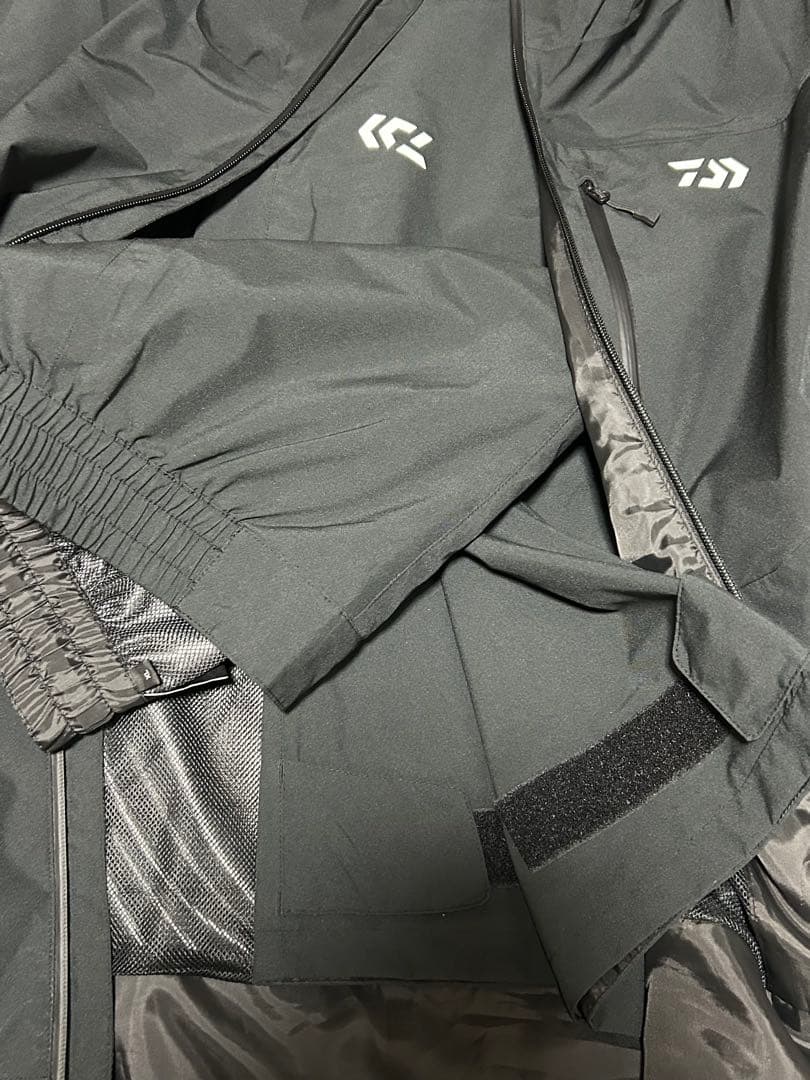 K*様 ダイワ　レインスーツXL ブラック　上下セット