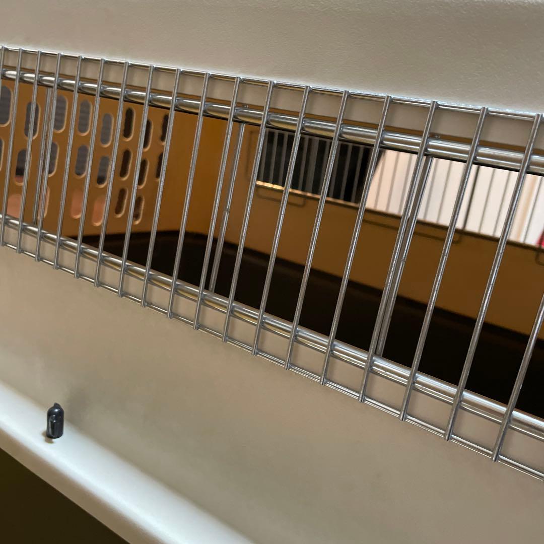 犬用プラスチックケージ ホワイト/グリーン　バリケンネルウルトラL