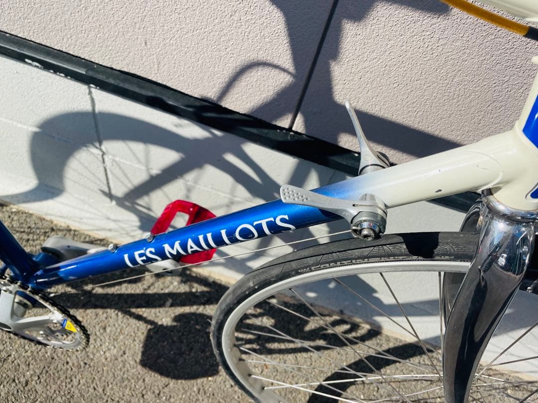 青いロードバイク Shimano 105