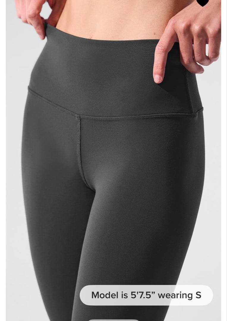 新品タグ付！alo yoga アローヨガ 新シリーズ レギンス S