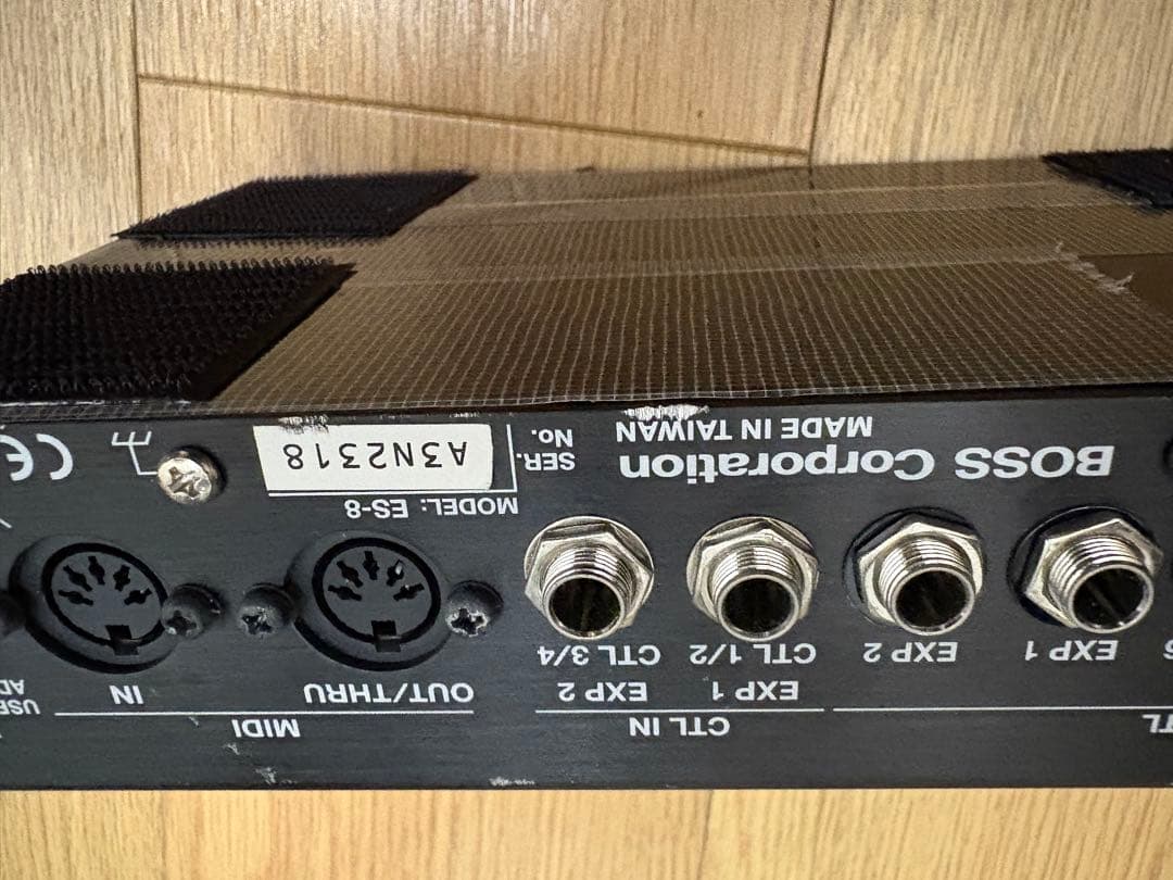 BOSS ES-8 プログラマブルスイッチャー