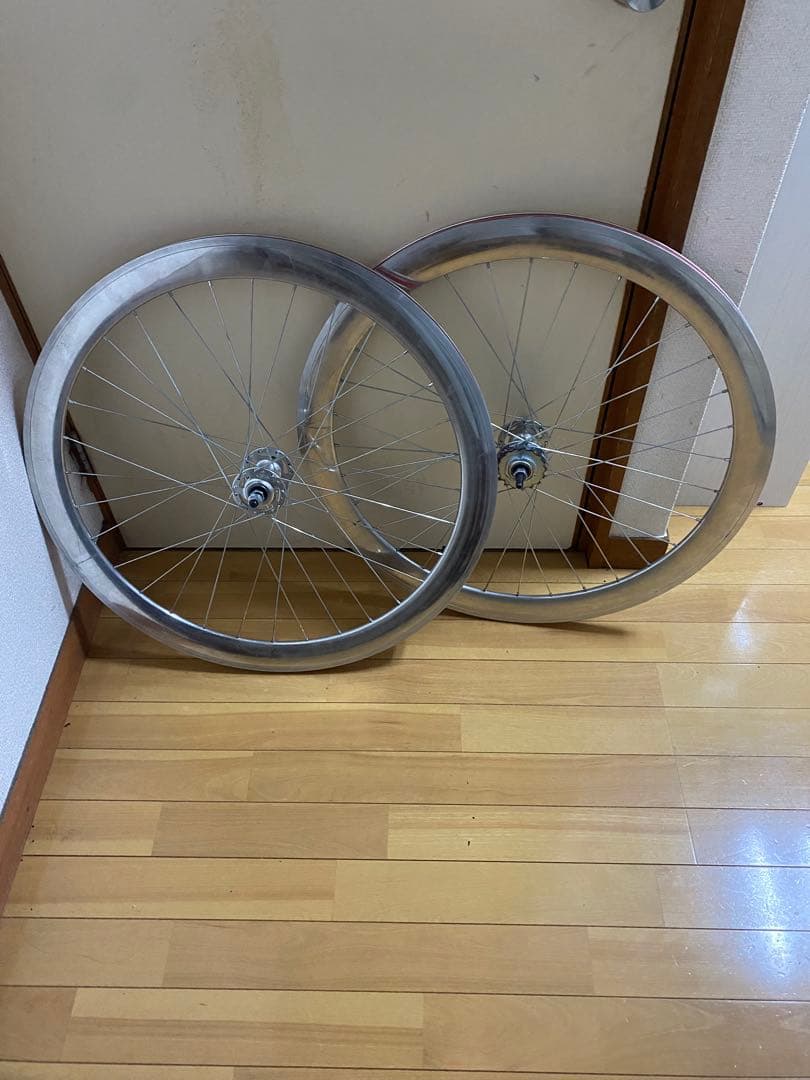 ピストバイクホイール