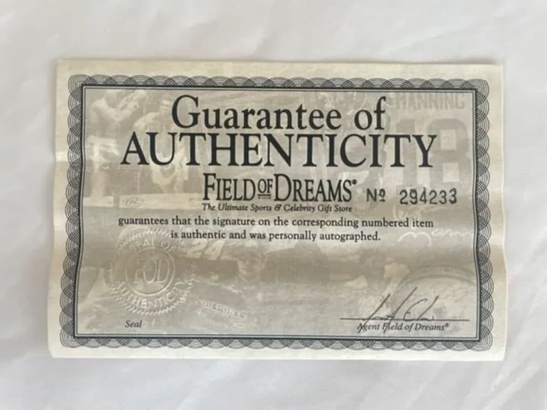 ネイマール直筆サイン入りブラジル代表写真/貴重な木枠縁入り