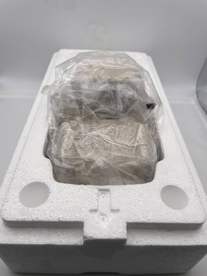 GT SPIRIT Porsche 911 Carrera ゴールド 1/18