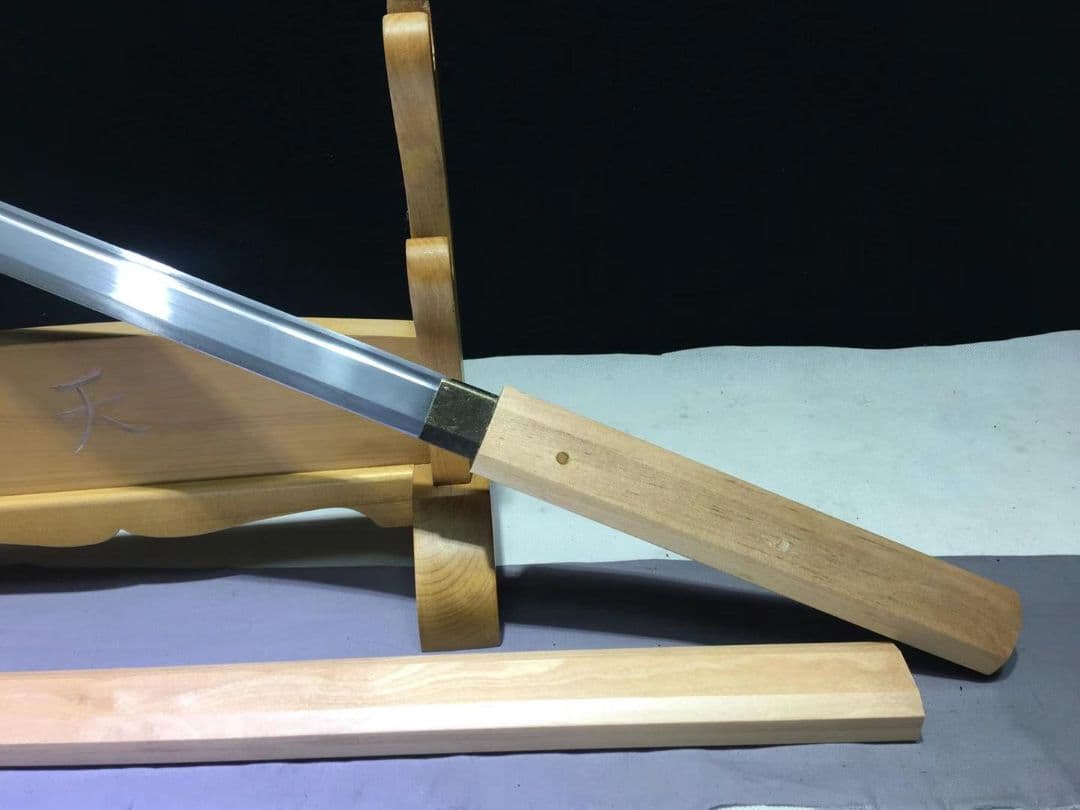 八角高性能居合刀  武具　刀装具　日本刀　模造刀　居合刀