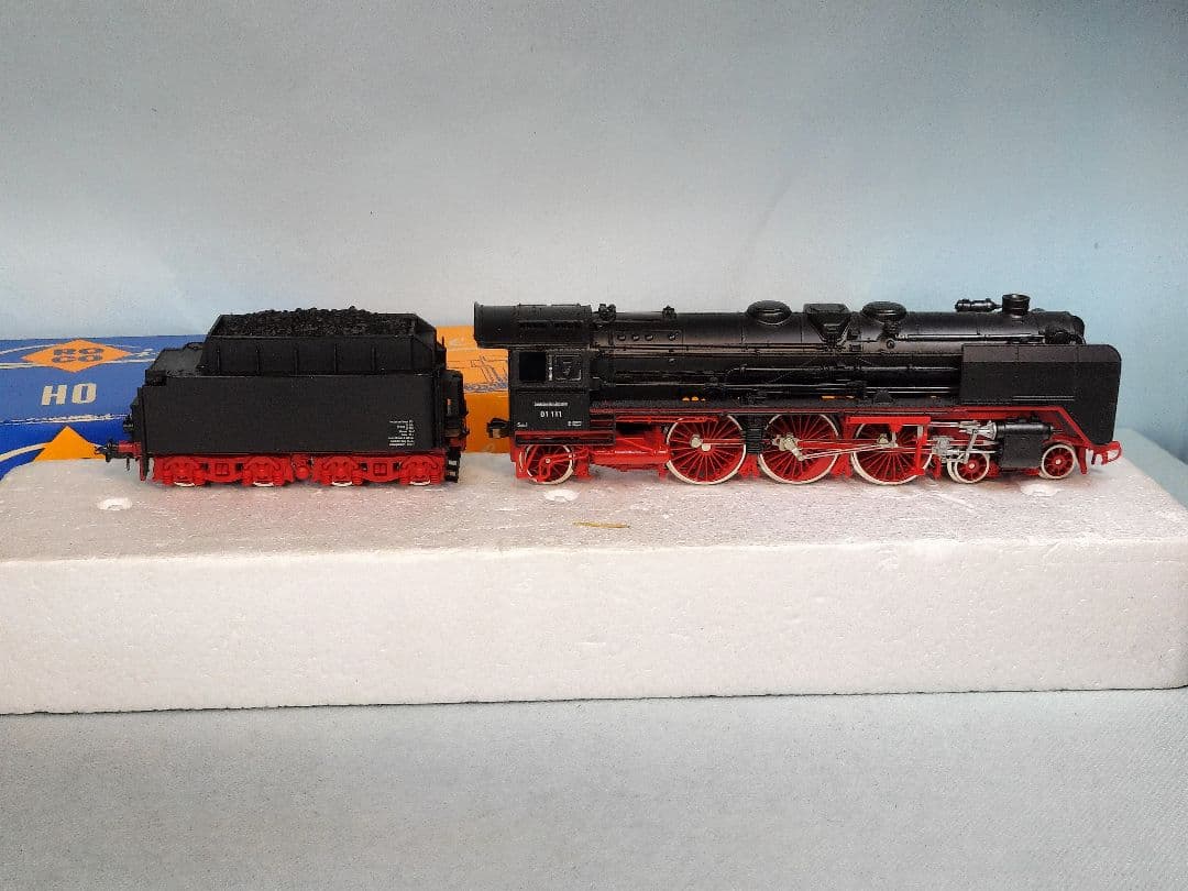 ハ*ナ様 ROCO 04119a BR01　蒸気機関車　HO