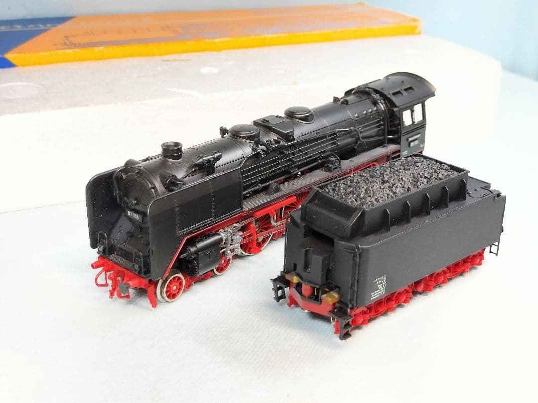 ハ*ナ様 ROCO 04119a BR01　蒸気機関車　HO