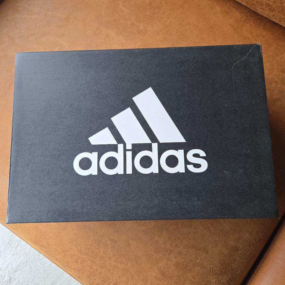 アディダス　プレデター　マニア　サッカー　ジダン　ベッカム　スパイク　18.1