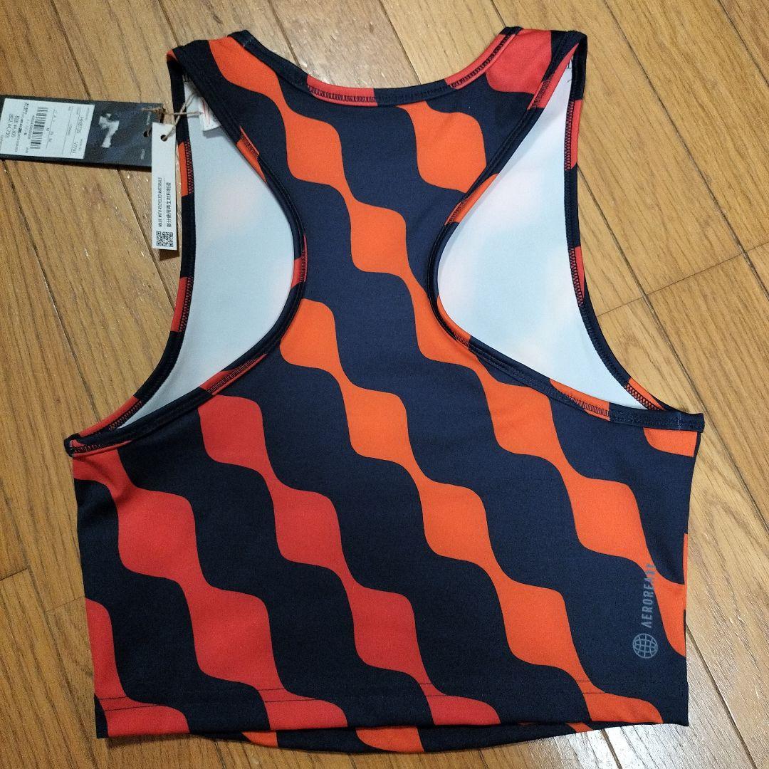 アディダス　マリメッコ　トレーニングウェア