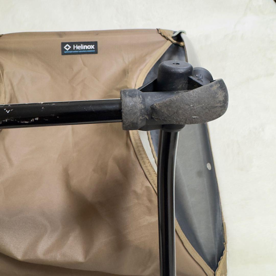 人気　Helinox グラウンドチェア　コヨーテタン　軽量チェア